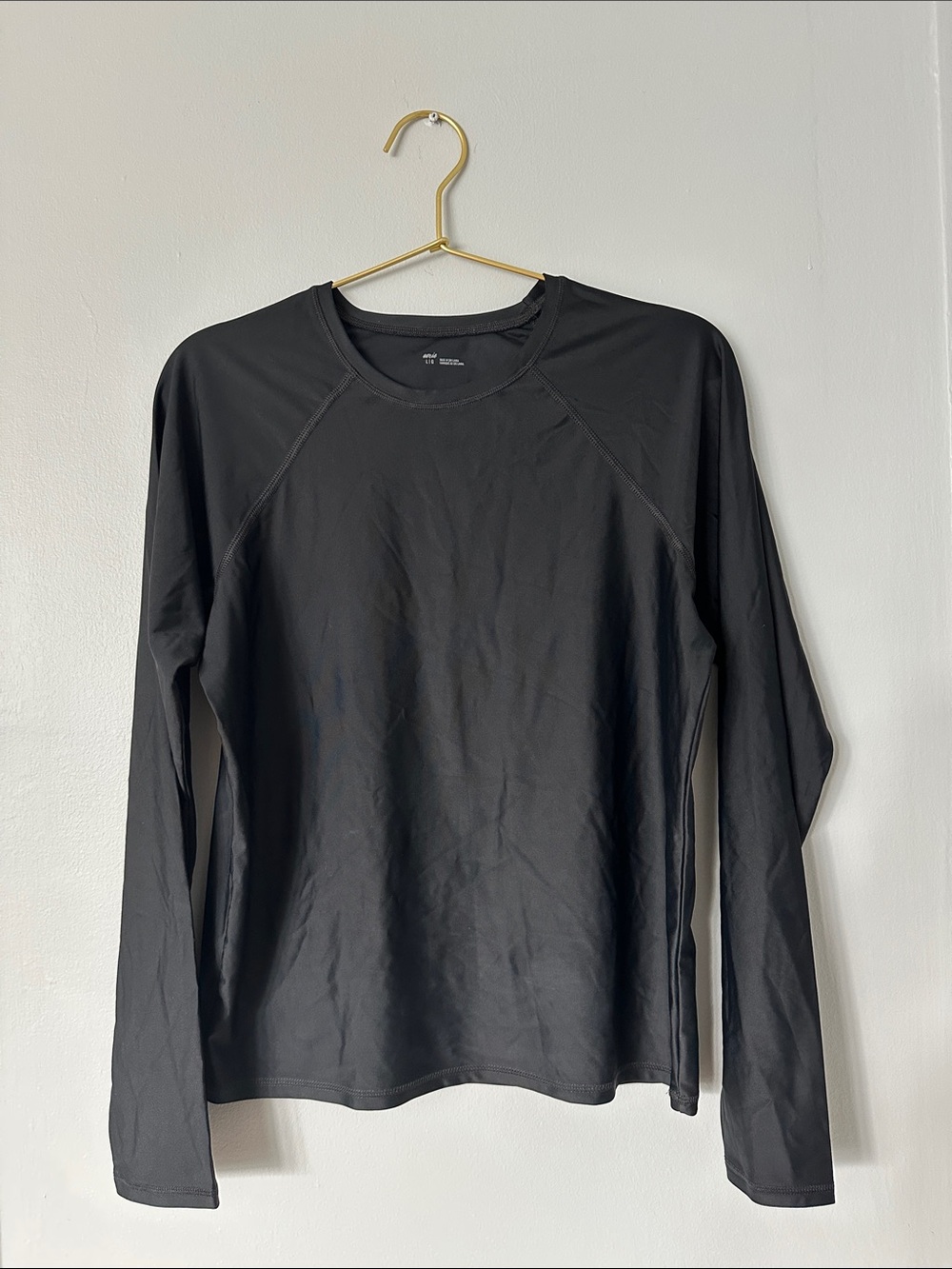 Aerie Rash Guard SIZE L